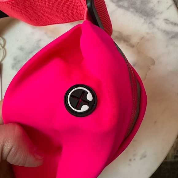 Hot Pink Running Belt | NWT - Picture 3 of 5
